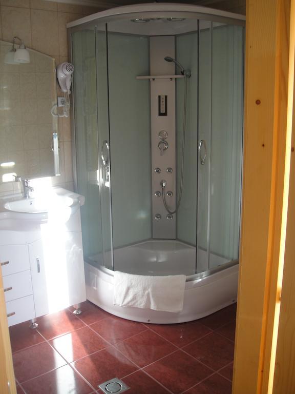 ホテル Paks Panzio 部屋 写真